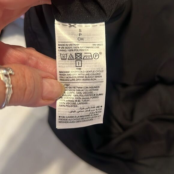 Old Navy szS cold shoulder ruffle elastic waist lined tropical print dress EUC - Picture 7 of 14